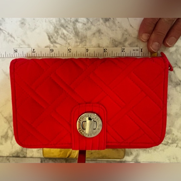 Vera Bradley Handbags - Vera Bradley Wallet NWOT